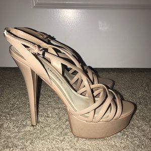 Chinese Laundry Teaser Platform Sandal